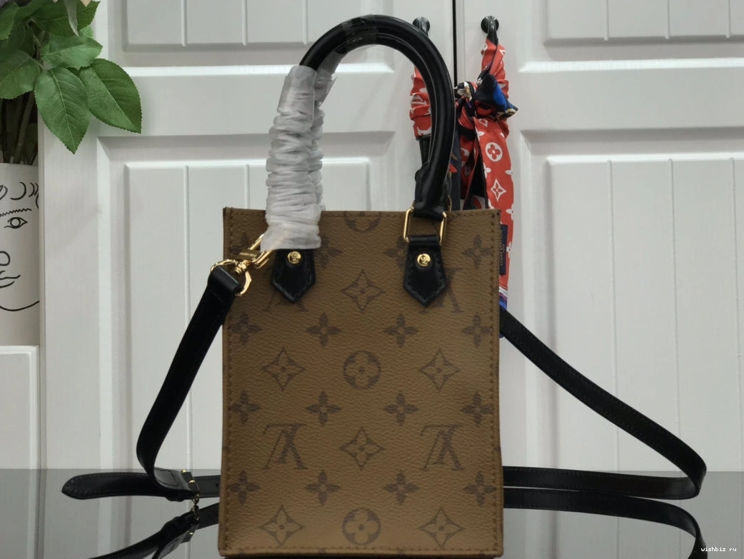 WIS SAC LOUIS PLAT VUITTON PETIT 0805